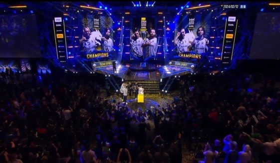 奖牌收割者 s1mple荣膺BLAST秋决MVP奖牌