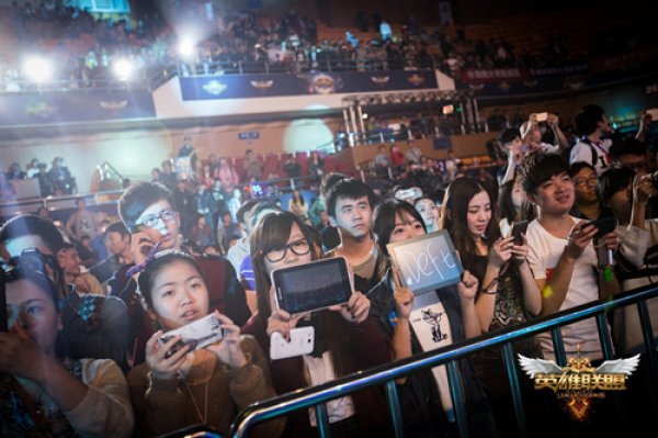 官方公告：VP 将 Jame 降级至替补